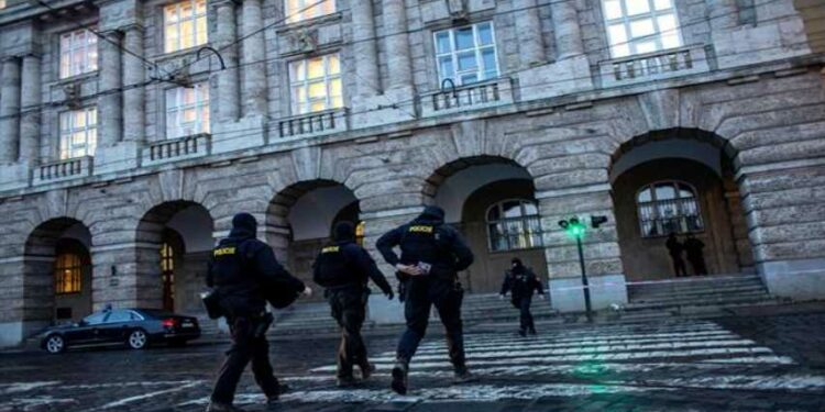 Identificadas trece de las catorce víctimas del ataque de Praga
