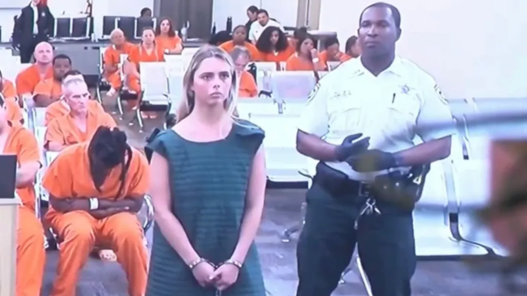 ¡Aberrada! detienen a mujer por abusar de varios menores de edad