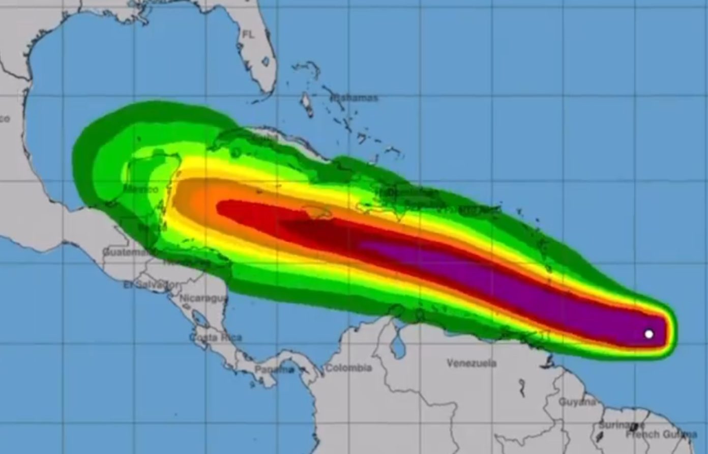 El huracán Beryl, en el océano Atlántico, se intensifica hasta la categoría 3
