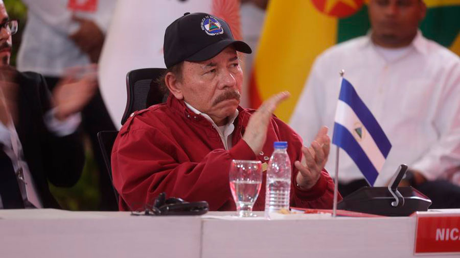Daniel Ortega celebra la victoria de Nicolás Maduro