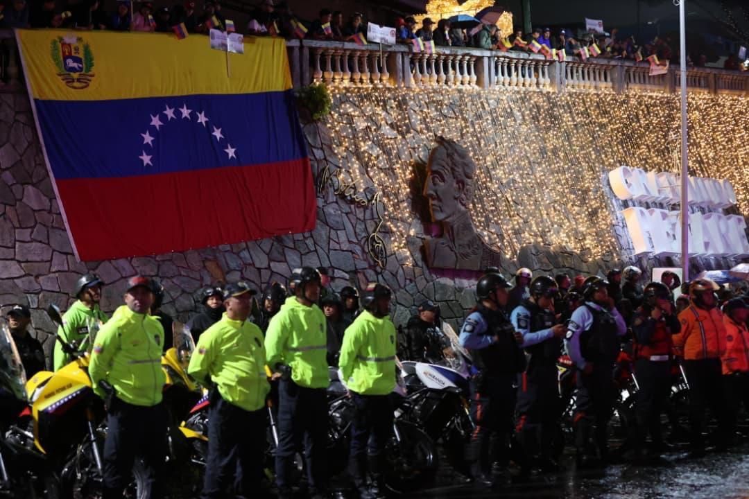 Gobierno inicia despliegue de fuerzas militares y policiales en Caracas y Miranda