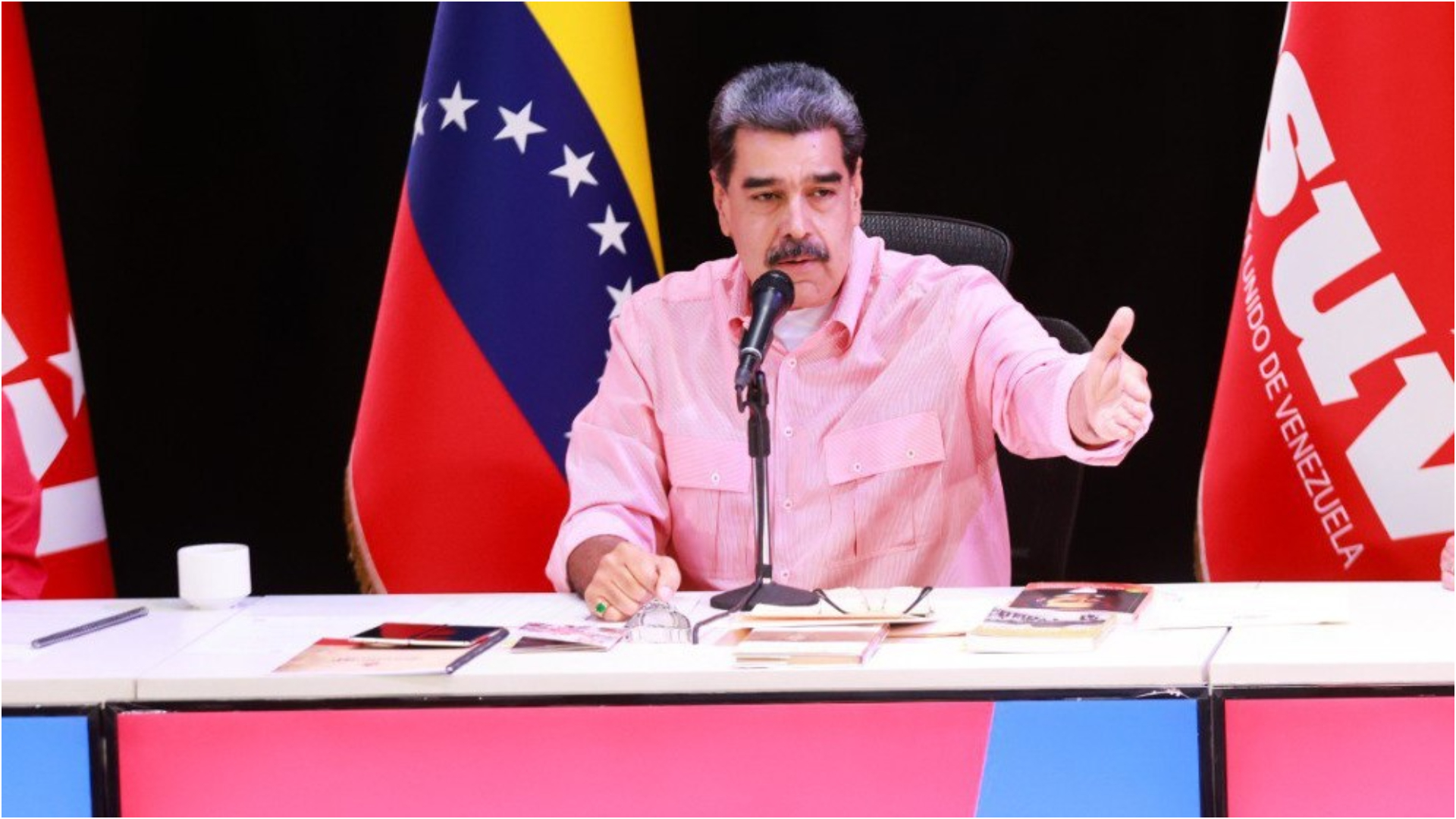 Maduro aseguró que la oposición se autodisolvió: «La derecha maltrecha desapareció políticamente»