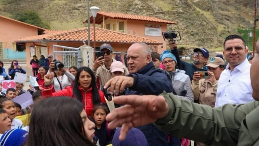 Diosdado Cabello insta a priorizar propuestas nacionales por encima de intereses electorales