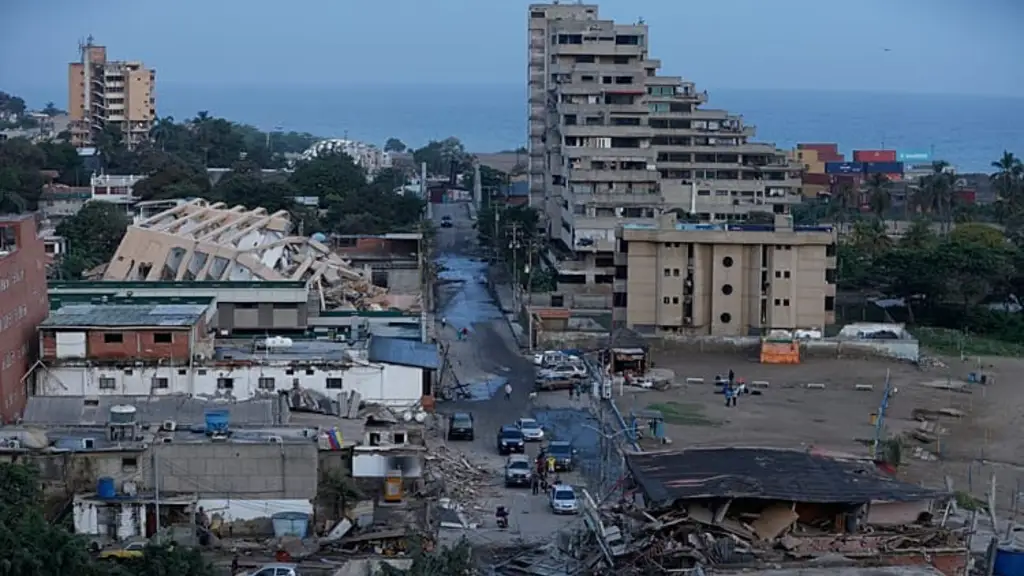 Rescate en La Guaira: El milagro de vida luego de 72 horas bajo escombros