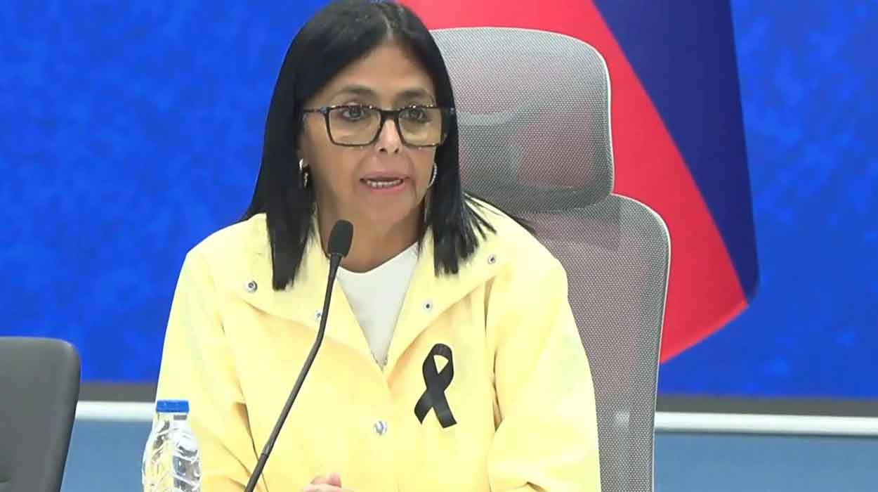 Delcy Rodríguez asegura que se mantiene la búsqueda y rescate de víctimas