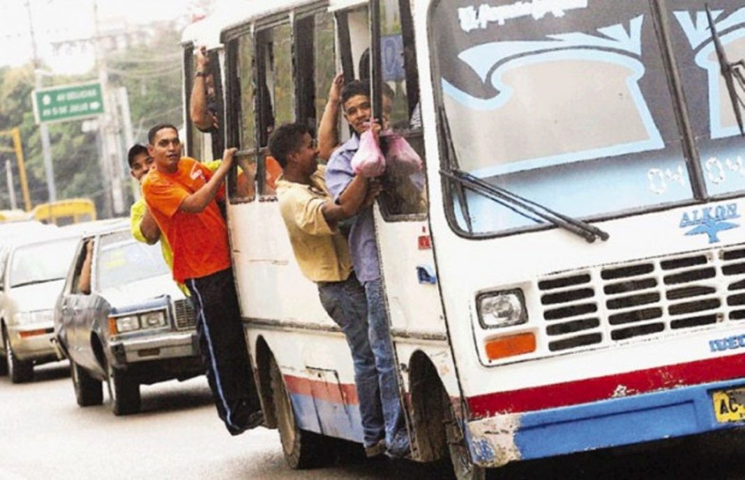 Transporte formaliza nuevo pasaje urbano indexado a la tasa BCV