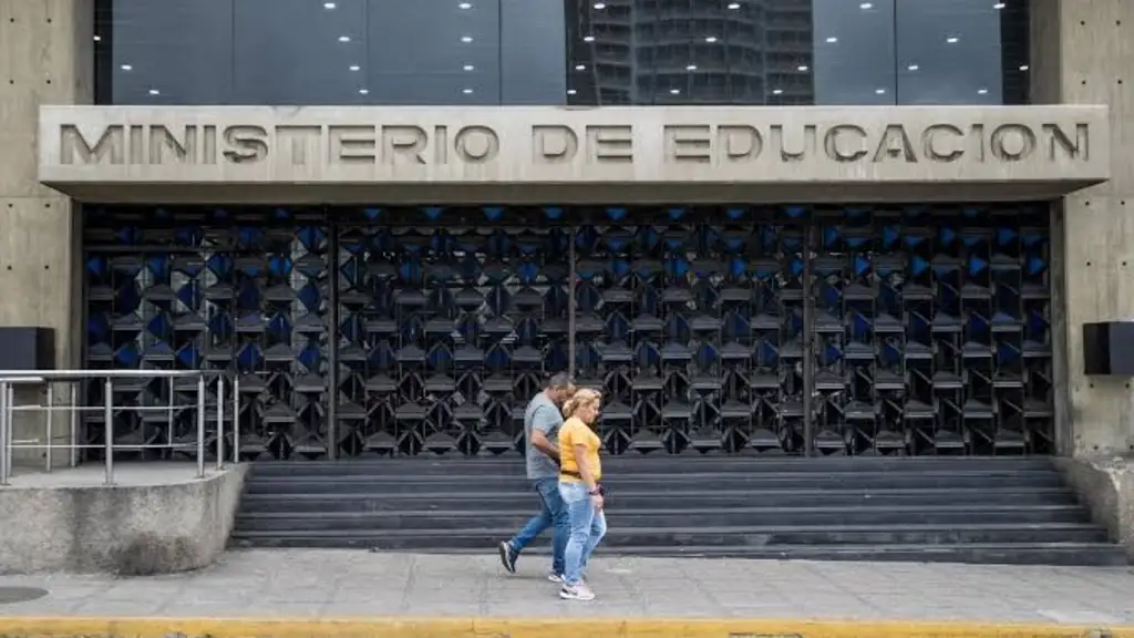 MPPE inicia pago de bono por año escolar: Montos, fechas y beneficiarios