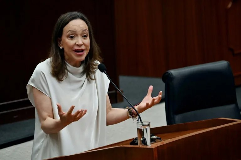 María Corina Machado exige un calendario electoral y anuncia plan para recorrer Venezuela