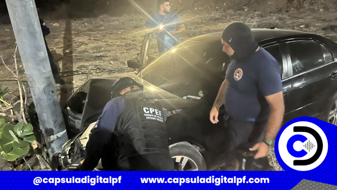 Lesionado sexagenario al impactar su carro contra un poste