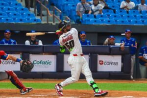Leones saca las garras ante Tiburones