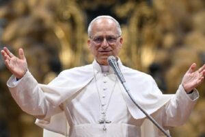 El Vaticano cancela sus audiencias hasta el 20 de octubre por operación de nódulo pulmonar