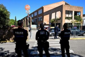 Joven de 14 años hiere con fusil a director y profesora de escuela en Francia
