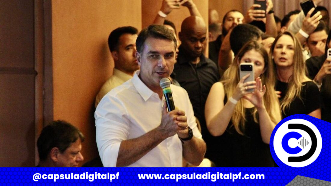Flávio Bolsonaro retoma visitas a su padre en medio de elecciones
