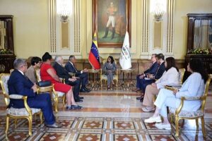 Delcy Rodríguez anuncia postulación de Venezuela para sede de los Juegos Centroamericanos 2030