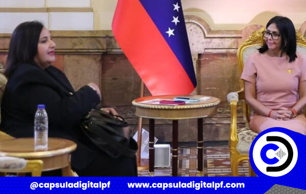 Delcy Rodríguez reconoce esfuerzo del diálogo y cuestiona a quienes “creen que trancando calles Venezuela saldrá adelante”
